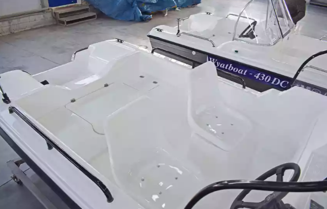 Комбинированный катер Wyatboat-430 M в Ногинске