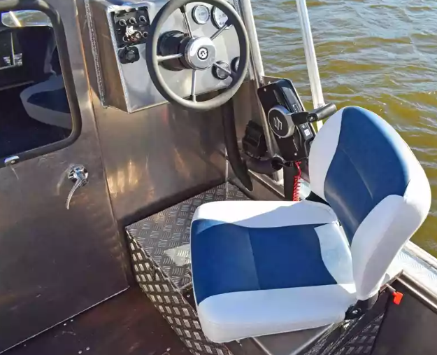 Алюминиевый катер Неман 550 с каютой в Ногинске