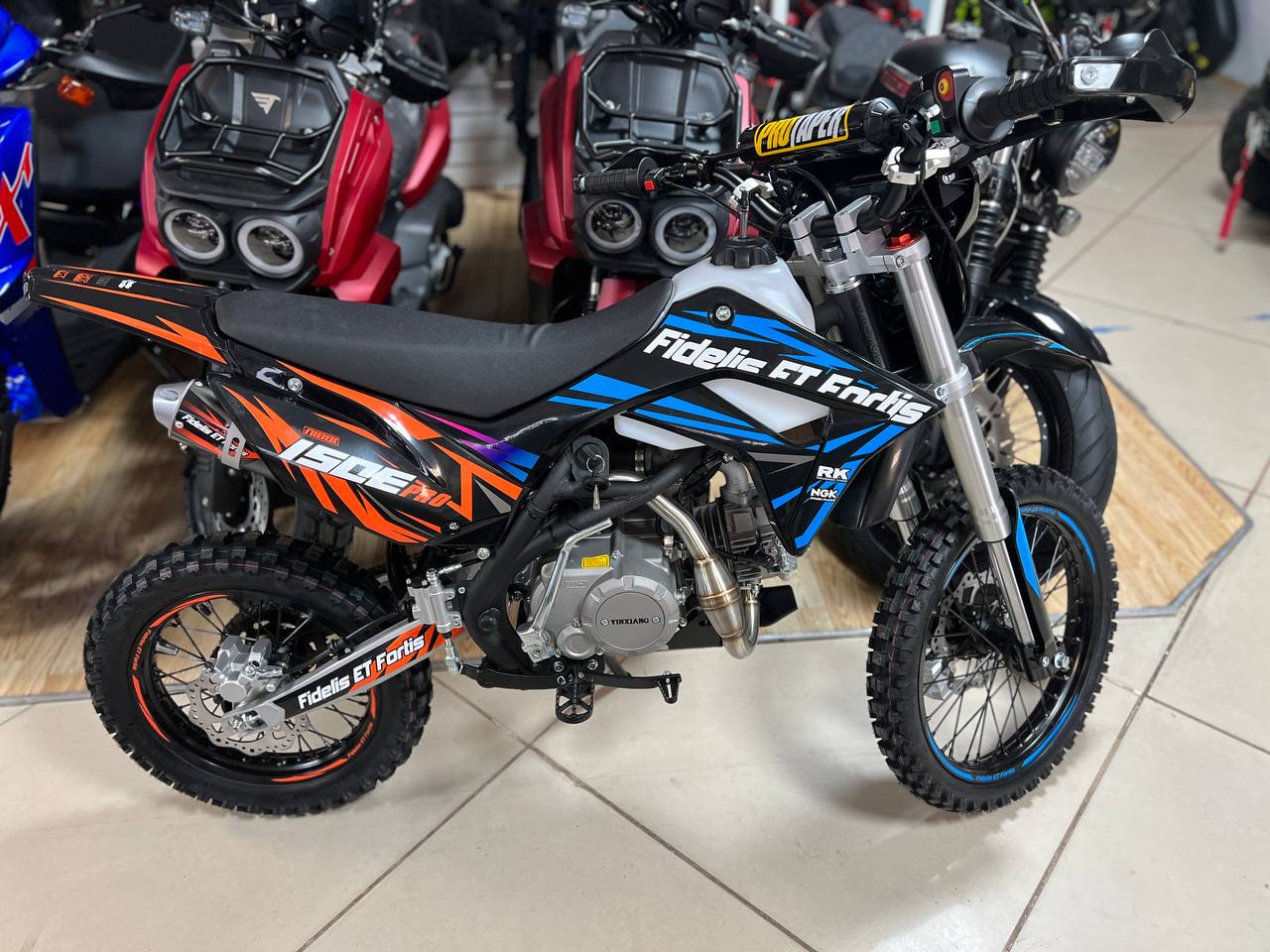 Мотоцикл (питбайк) PROMAX FIDET (ФАЙДЕТ) 190E PRO 17/14 в Ногинске