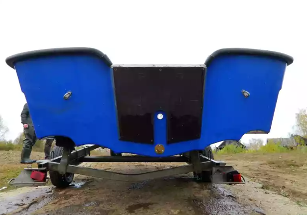 Стеклопластиковый катер Тримаран Wyatboat 430 C в Ногинске