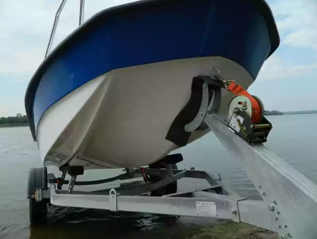 Стеклопластиковый катер Wyatboat-430 DCM (тримаран) в Ногинске