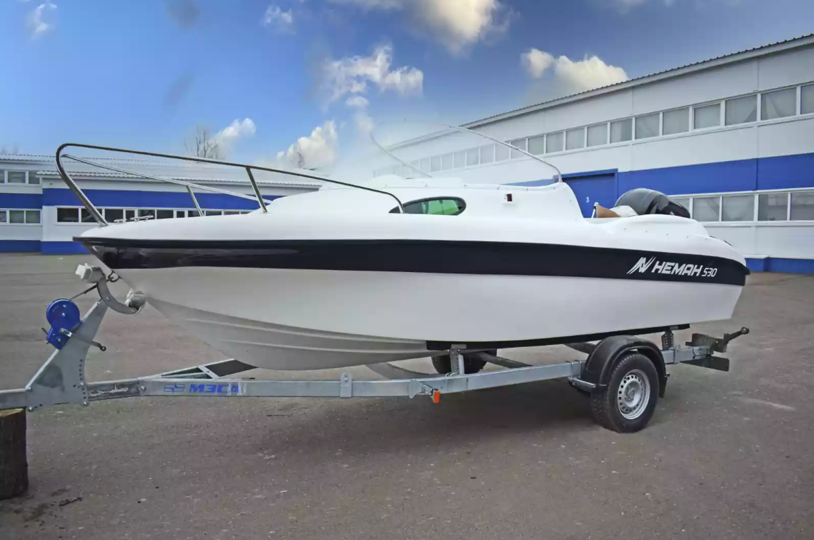 Стеклопластиковый катер Neman-530 с каютой в Ногинске