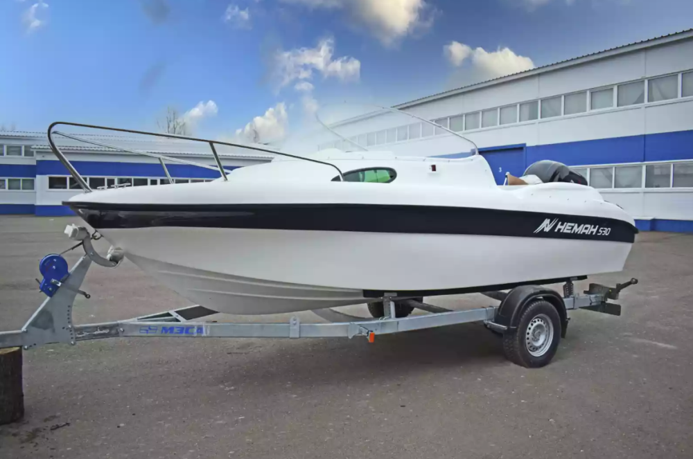 Стеклопластиковый катер Neman-530 с каютой в Ногинске