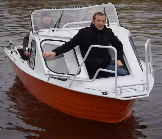 Алюминиевый катер Неман-500 (каютный) в Ногинске