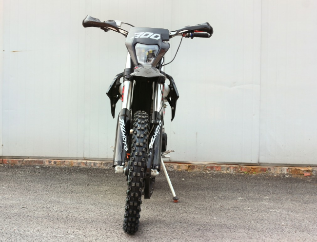 Мотоцикл JHLMOTO JHL Z3+ CB300 (175FMM) в Ногинске