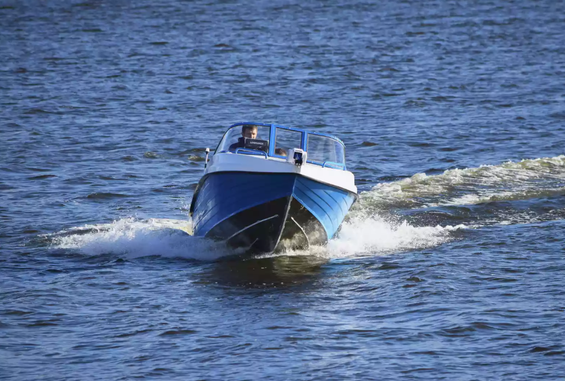 Комбинированный катер Neman-450 Open в Ногинске