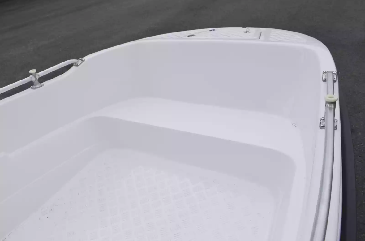 Стеклопластиковая лодка Пингвин New (тримаран) в Ногинске