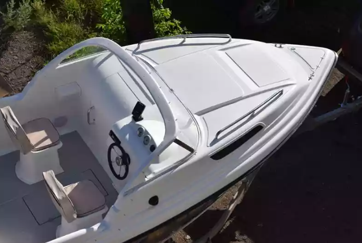 Комбинированный катер Neman-550 с каютой в Ногинске