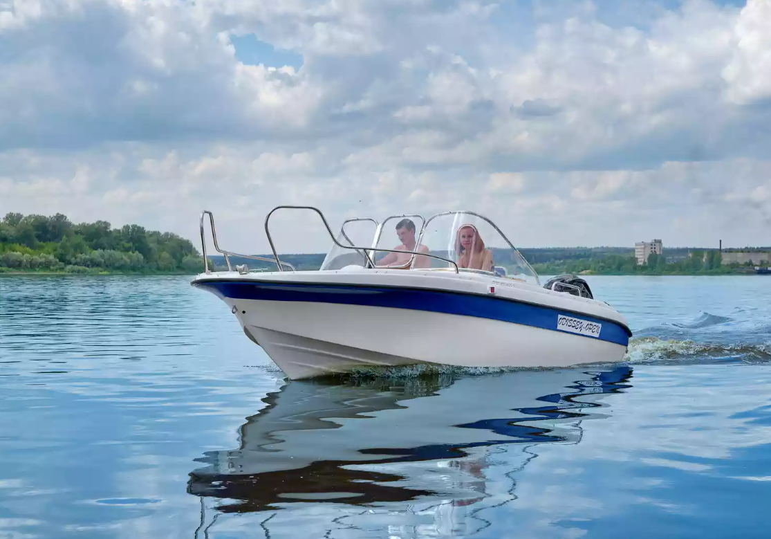 Стеклопластиковый катер Neman-530 Open в Ногинске