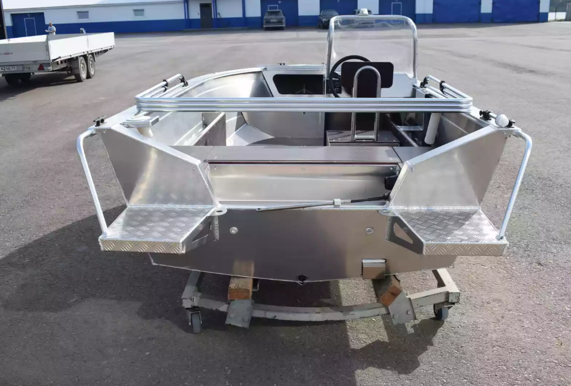 Алюминиевый катер Неман-400 С в Ногинске