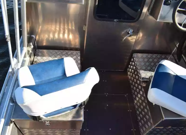 Алюминиевый катер Неман 550 с каютой в Ногинске