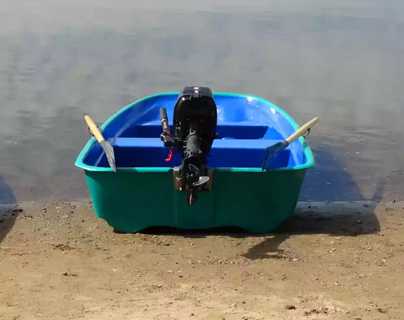 Стеклопластиковая лодка Старт (тримаран) в Ногинске