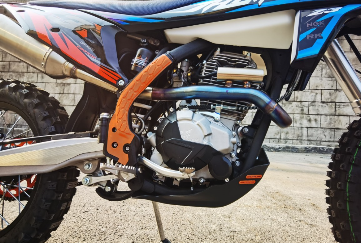 Мотоцикл JHLMOTO JHL Z3 CB250 (172FMM-3A) в Ногинске