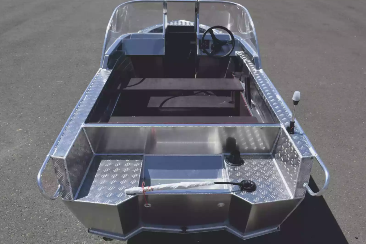 Алюминиевый катер Wyatboat-390 DCM в Ногинске