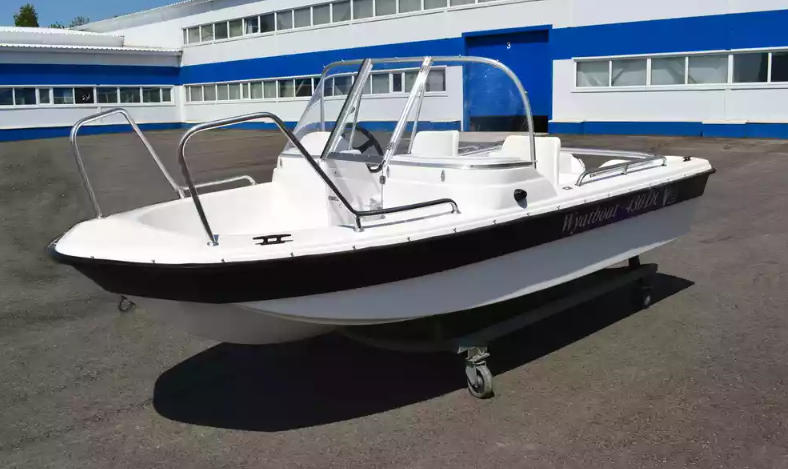 Стеклопластиковый катер Wyatboat-430 DC (тримаран) в Ногинске