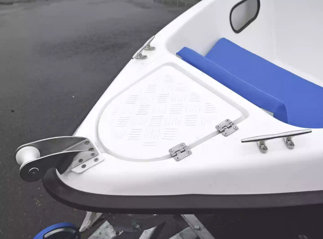 Стеклопластиковый катер Wyatboat-430DCМ (килевая) в Ногинске