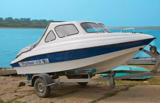 Стеклопластиковый катер Wyatboat-3 П (полурубка) в Ногинске