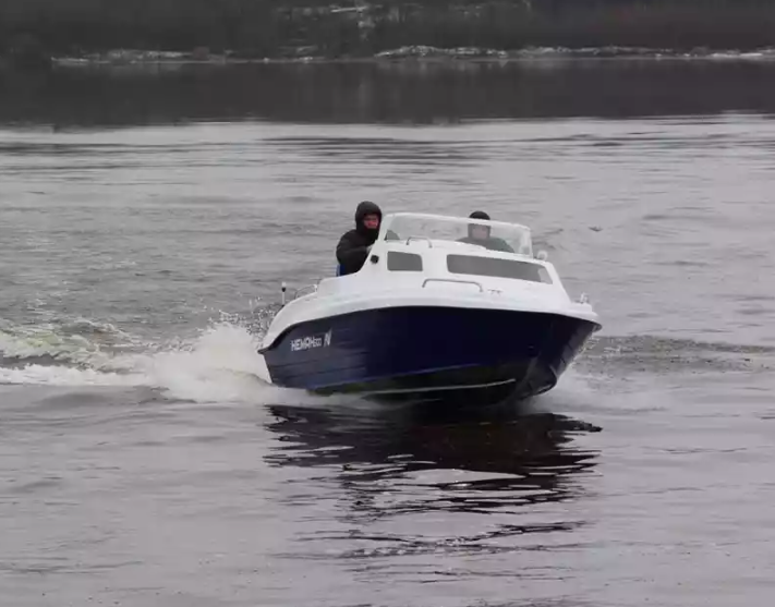 Комбинированный катер Neman-500 с каютой в Ногинске