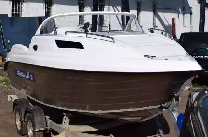 Комбинированный катер Neman-550 с каютой в Ногинске