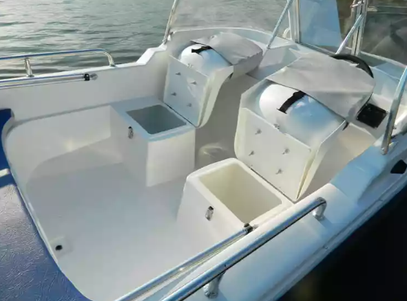 Стеклопластиковый катер Wyatboat-430 M (тримаран) в Ногинске