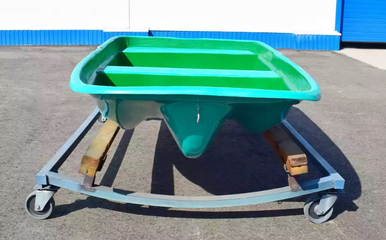 Стеклопластиковая лодка Старт (тримаран) в Ногинске