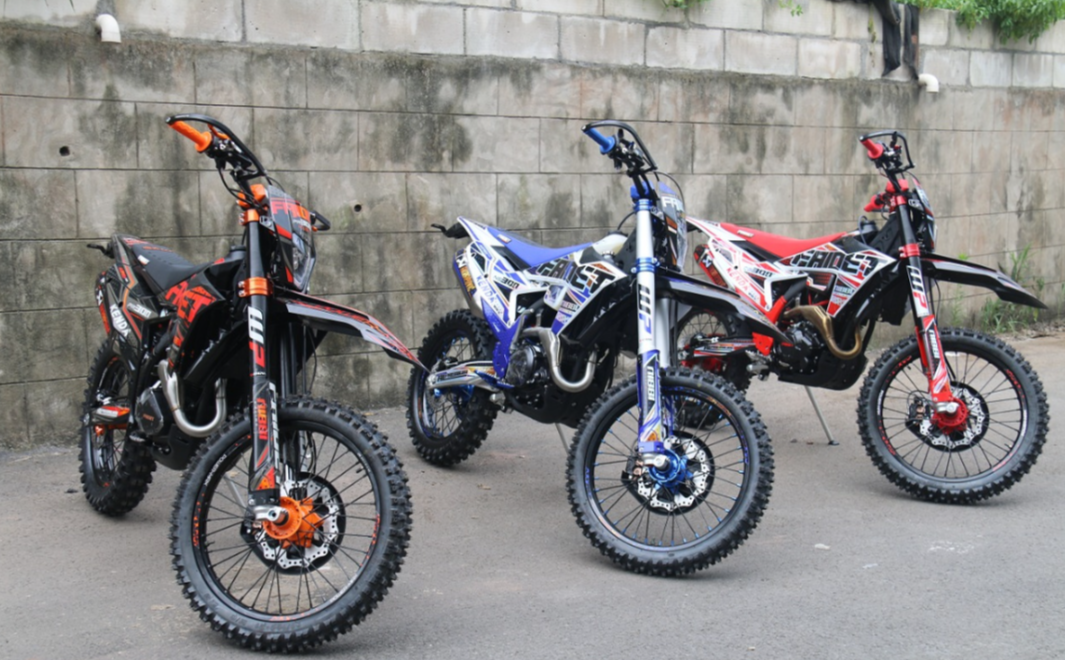 Кроссовый мотоцикл FAIDET NC300S ULTRA WP в Ногинске