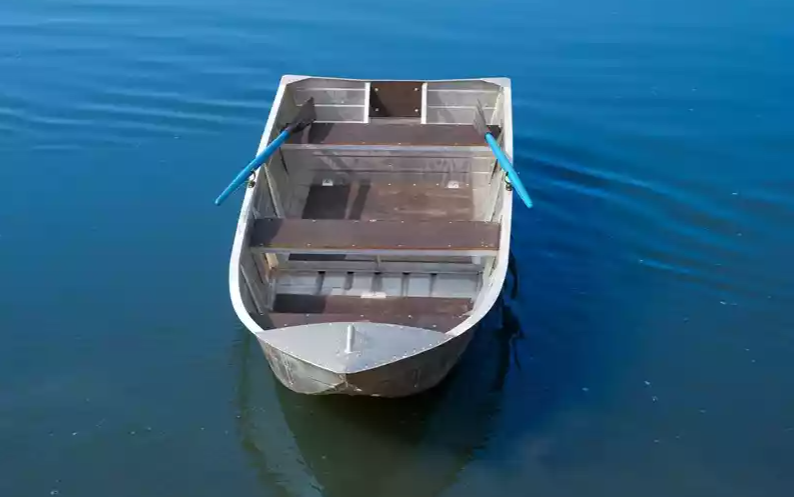 Алюминиевая лодка Вятка-Профи 37 в Ногинске