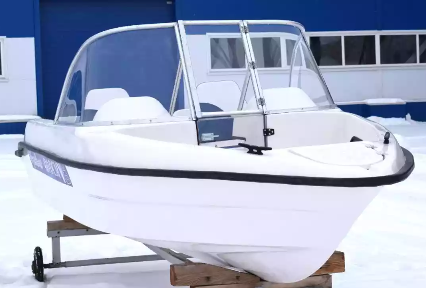 Стеклопластиковый катер Wyatboat-430DCМ (килевая) в Ногинске