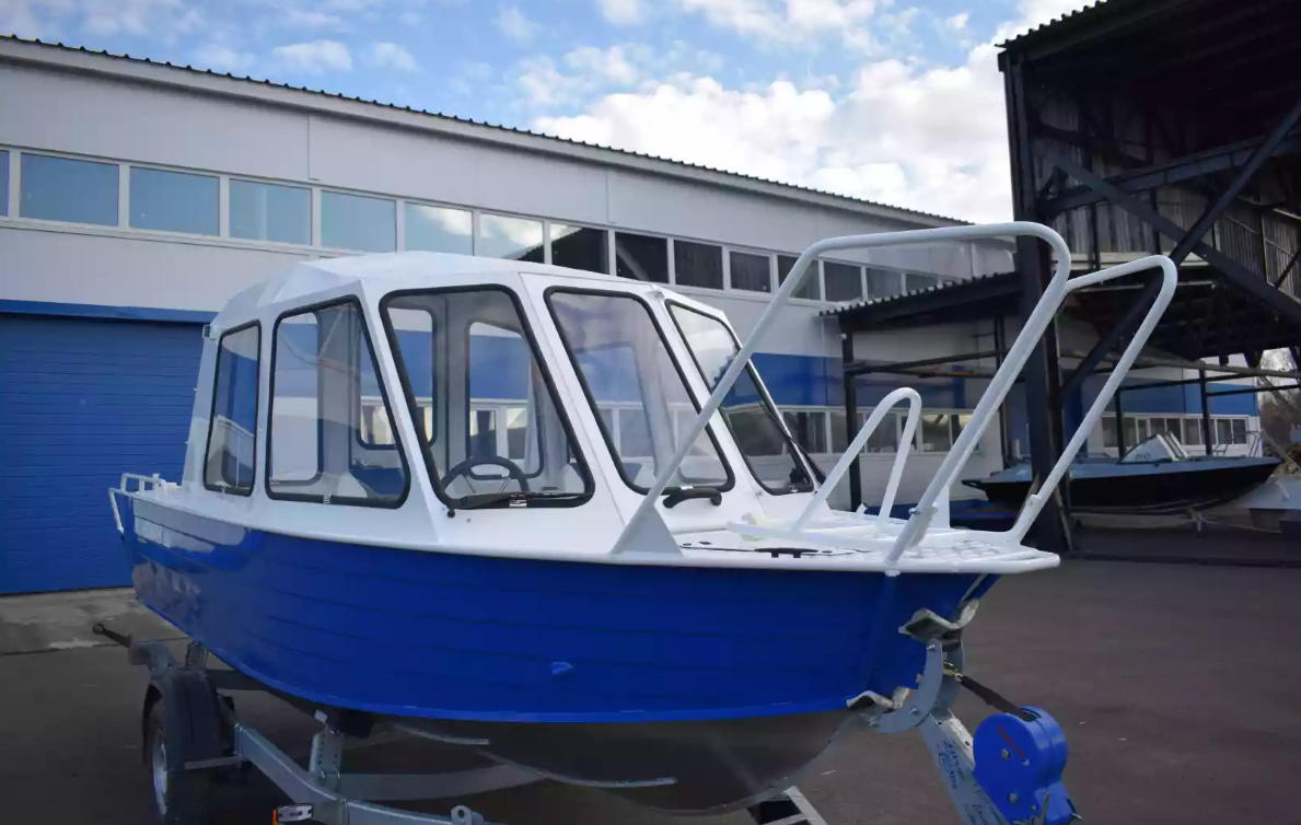 Алюминиевый катер Неман-500 (закрытая рубка) в Ногинске