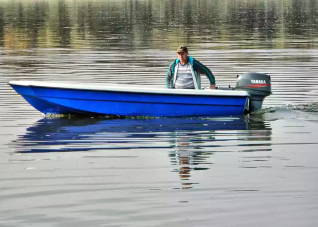 Стеклопластиковая лодка Wyatboat 430 тримаран в Ногинске