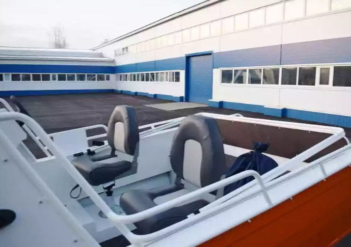 Алюминиевый катер Неман-500 (каютный) в Ногинске