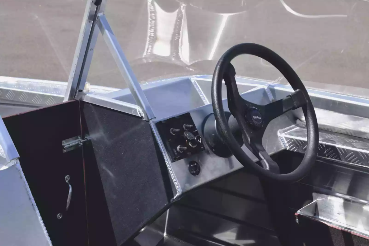 Алюминиевый катер Wyatboat-390 DCM в Ногинске