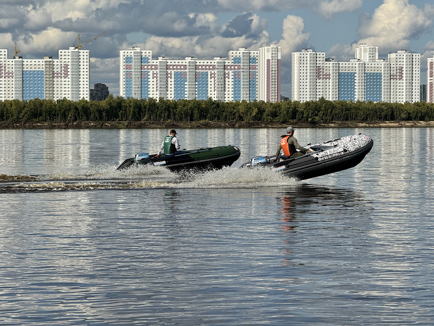 Лодка MISHIMO BIG FLOOR 440 в Ногинске