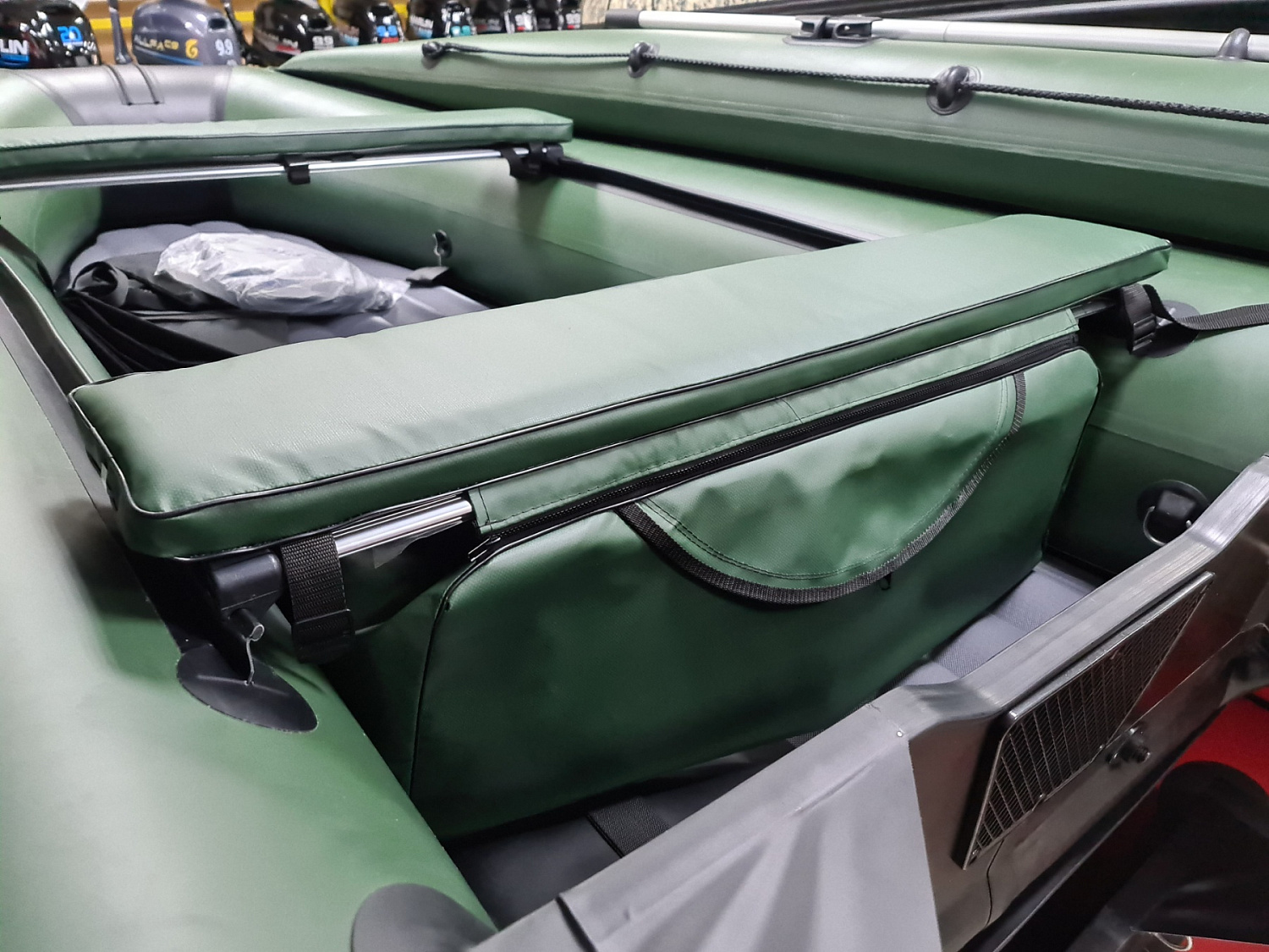 КОМПЛЕКТ МЯГКИХ НАКЛАДОК С СУМКОЙ ДЛЯ ЛОДОК 110Х20 ЗЕЛЕНЫЙ в Ногинске