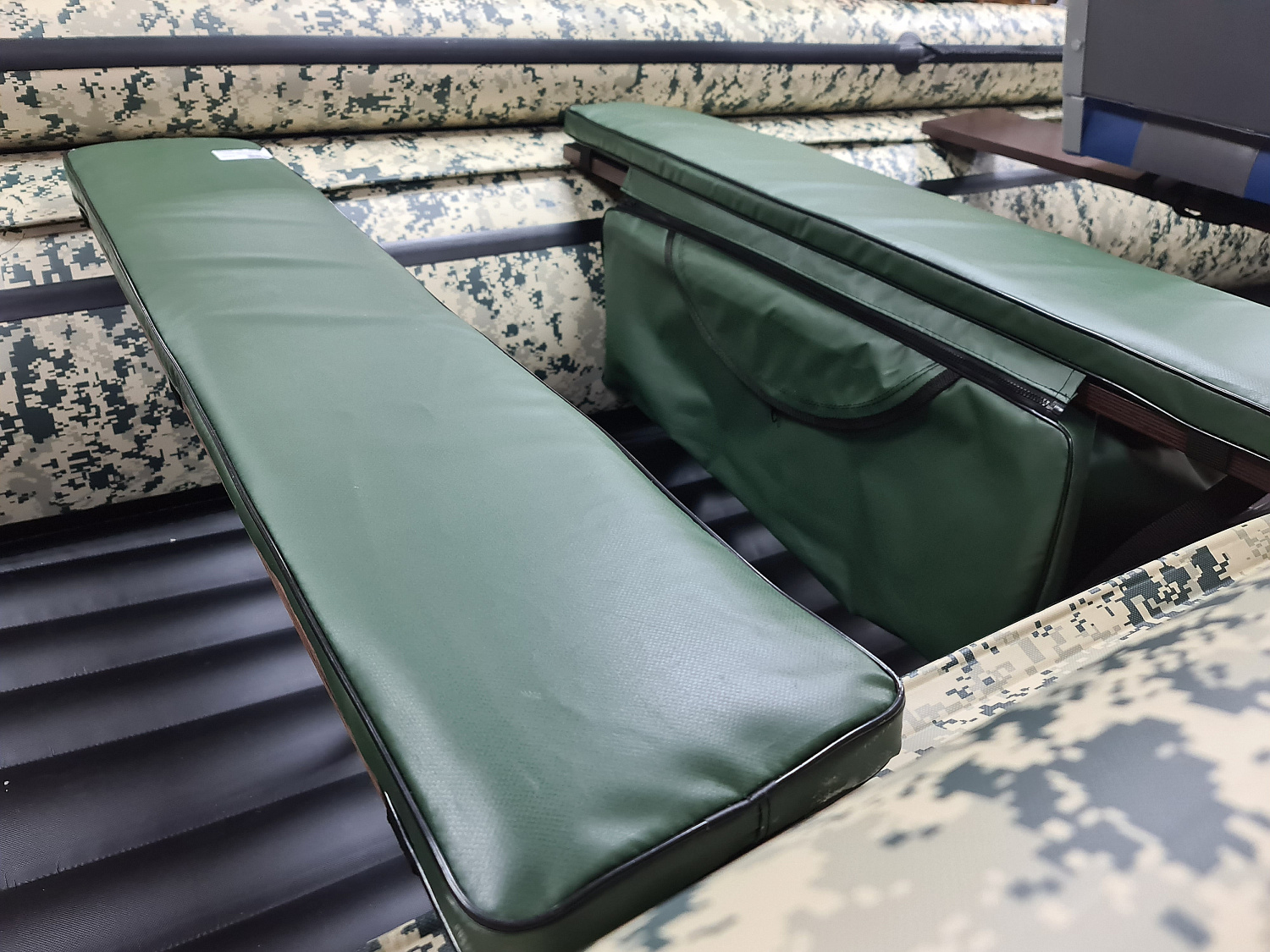 КОМПЛЕКТ МЯГКИХ НАКЛАДОК С СУМКОЙ ДЛЯ ЛОДОК 110Х20 ЗЕЛЕНЫЙ в Ногинске