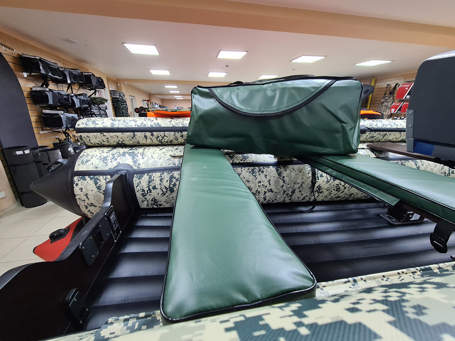 КОМПЛЕКТ МЯГКИХ НАКЛАДОК С СУМКОЙ ДЛЯ ЛОДОК 110Х20 ЗЕЛЕНЫЙ в Ногинске